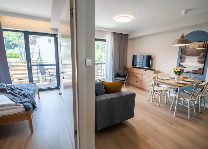 Invest Centrum Park 16 *