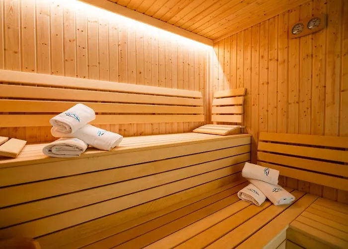 公寓 Invest Centrum Park 16 斯克拉斯卡波伦巴