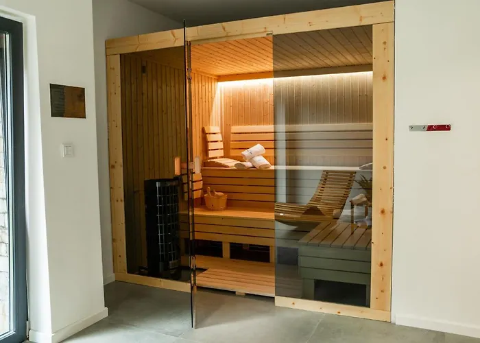 Invest Centrum Park 16 斯克拉斯卡波伦巴